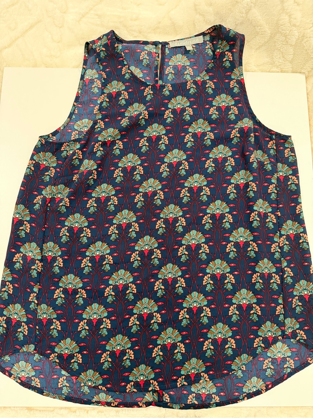 Daniel Rainn Navy Floral Print Sleeveless Shell Top